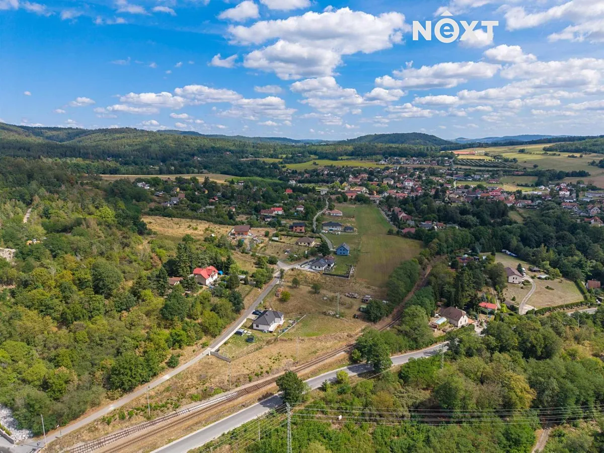 Prodej stavebního pozemku 2240 m²